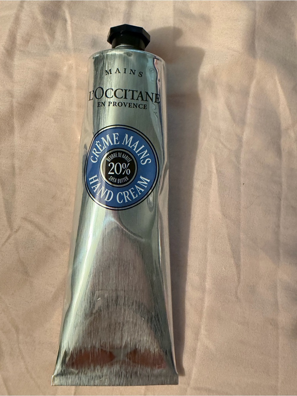 L'OCCITANE The Magic Key Accessory in Cream Box - Picture 3 of 4